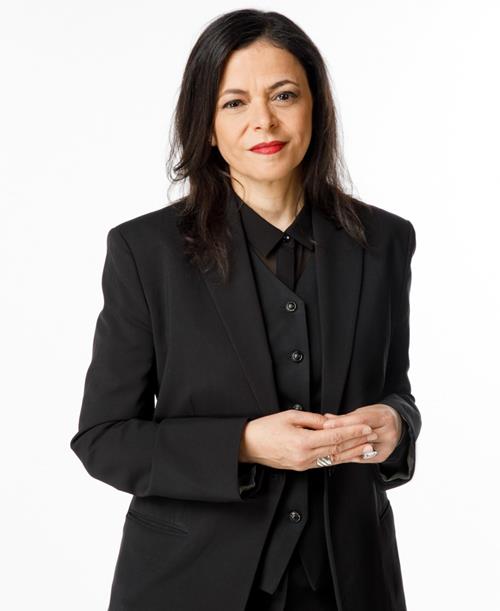 portrait of Nahlah Ayed