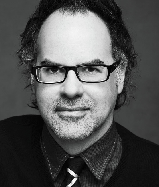 Portrait en noir et blanc de Stéphane Dompierre.